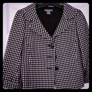 Black and white cropped suit jacket